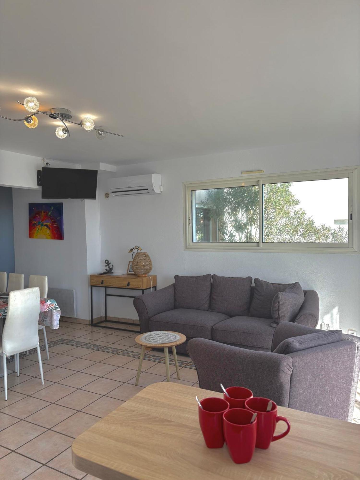 Appartement 7 personnes face mer 7BLION37 Le Barcarès Extérieur photo